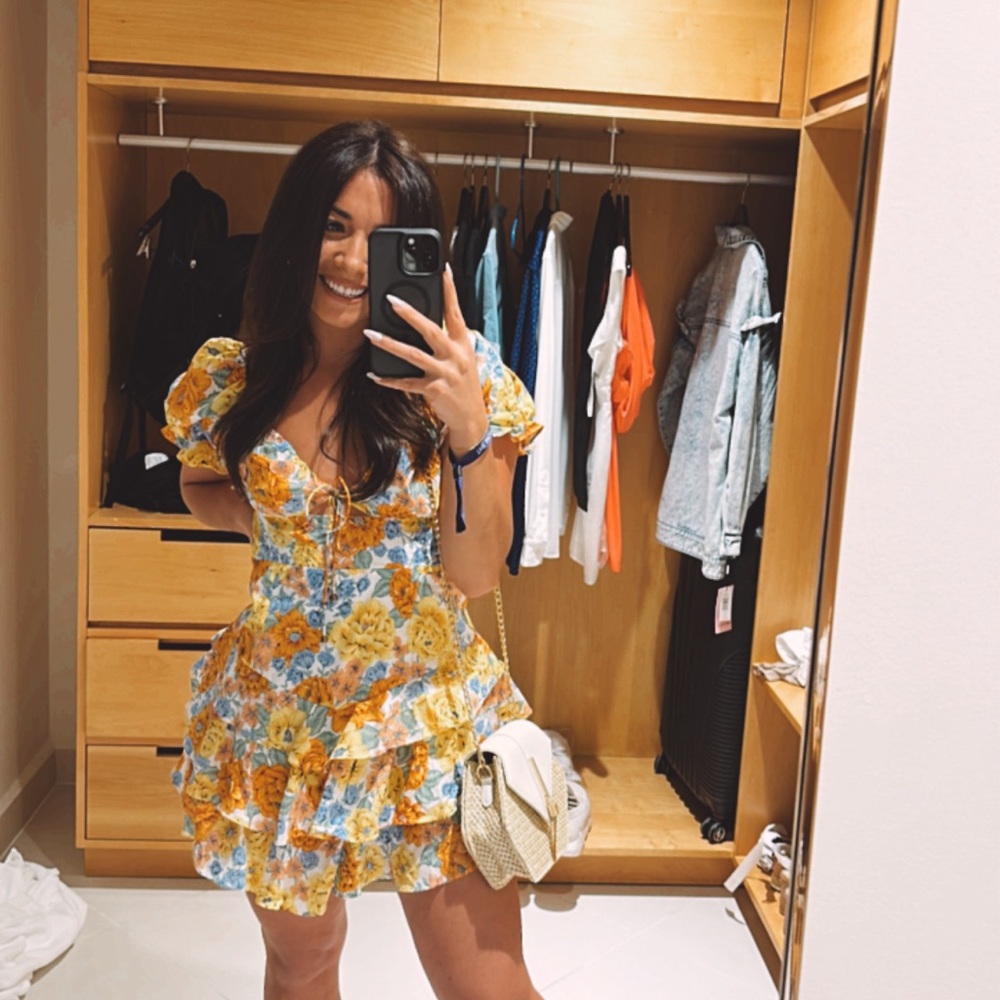Hello Molly floral mini dress size 6 (medium)